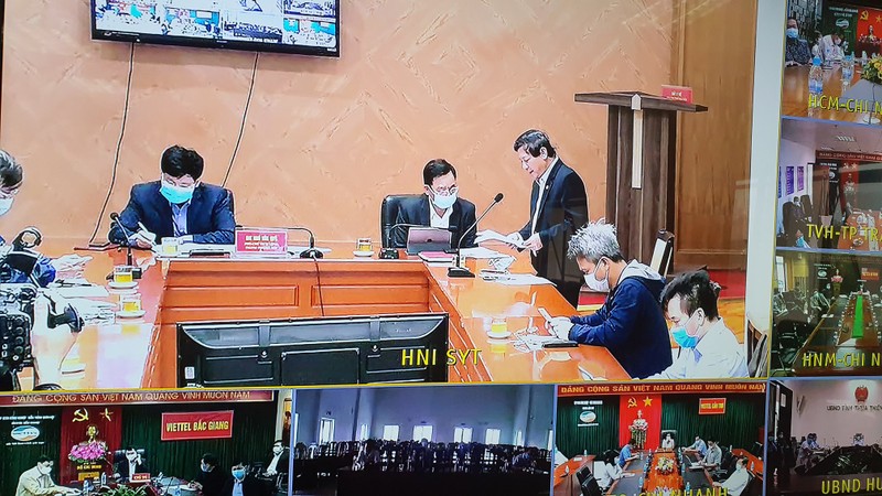 Điểm cầu trực tuyến tại Sở Y tế TP. Hà Nội. Ảnh: Tuấn Dũng Điểm cầu trực tuyến tại Sở Y tế TP. Hà Nội. Ảnh: Tuấn Dũng