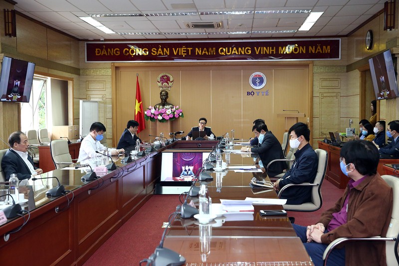 Phó Thủ tướng Vũ Đức Đam chủ trì cuộc họp Ban Chỉ đạo Quốc gia phòng, chống dịch COVID-19 sáng nay. Ảnh: Đình Nam Phó Thủ tướng Vũ Đức Đam chủ trì cuộc họp Ban Chỉ đạo Quốc gia phòng, chống dịch COVID-19 sáng nay. Ảnh: Đình Nam