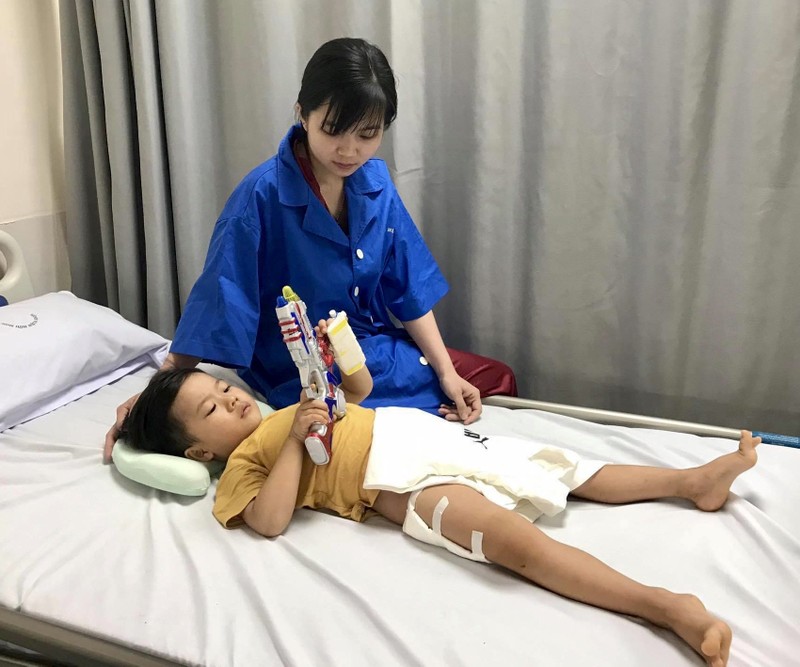 Bệnh nhi hồi phục sau mổ. Ảnh: Bệnh viện Hữu Nghị