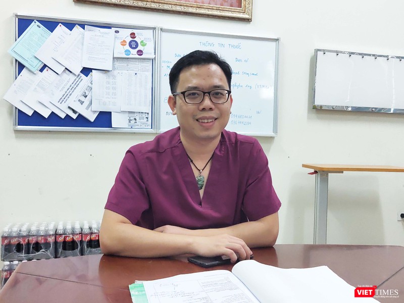 BS. Trần Thượng Việt – Trưởng Khoa Ngoại sản, Bệnh viện Bệnh Nhiệt đới Trung ương. Ảnh: Minh Thúy