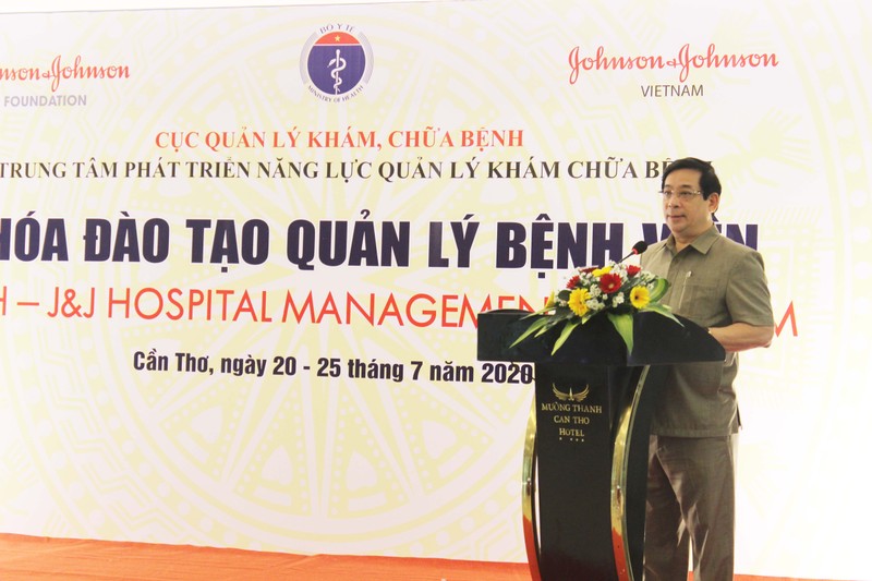 PGS. TS. Lương Ngọc Khuê - Cục trưởng Cục quản lý Khám, chữa bệnh, Giám đốc Trung tâm Phát triển năng lực quản lý Khám, chữa bệnh (Ảnh: Lê Hảo) PGS. TS. Lương Ngọc Khuê - Cục trưởng Cục quản lý Khám, chữa bệnh, Giám đốc Trung tâm Phát triển năng lực quản lý Khám, chữa bệnh (Ảnh: Lê Hảo)