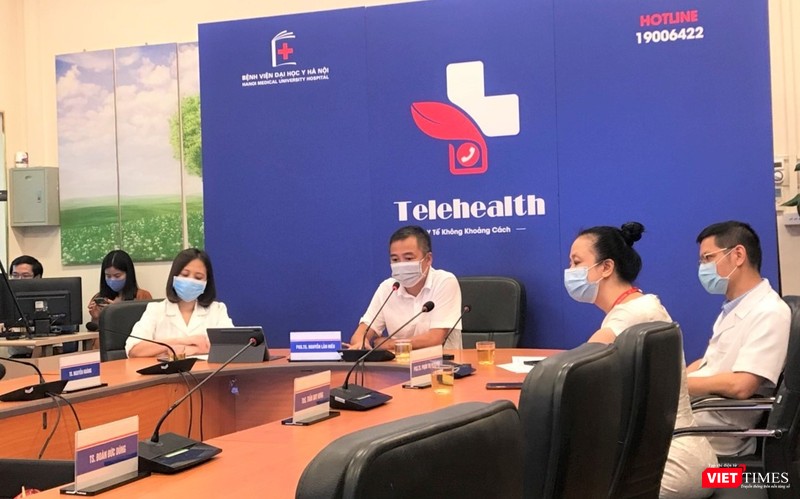 Buổi hội chẩn trực tuyến, khám chữa bệnh từ xa với 15 bệnh viện miền núi, vùng cao (Ảnh: Liên Châu) Buổi hội chẩn trực tuyến, khám chữa bệnh từ xa với 15 bệnh viện miền núi, vùng cao (Ảnh: Liên Châu)