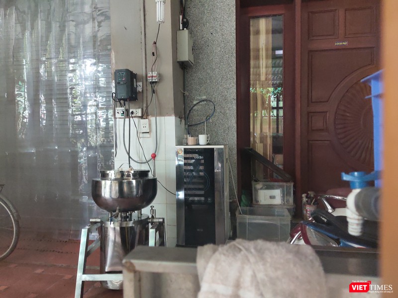 Một chiếc máy khá to được đặt trong công ty (Ảnh: Minh Thúy) Một chiếc máy khá to được đặt trong công ty (Ảnh: Minh Thúy)