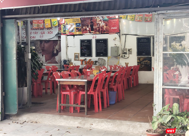 Một quán bia nói &quot;không&quot; với tấm chắn (Ảnh - Minh Thuý)