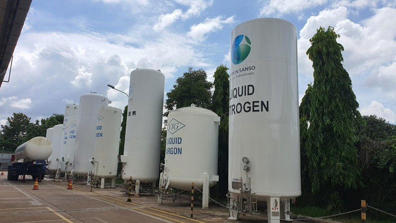 Cty NIPPON SANSO Việt Nam có thể thi công thiết bị và cung cấp được ngay oxy cho 9 cơ sở điều trị theo yêu cầu của Bộ Y tế (Ảnh – Văn Đạo)