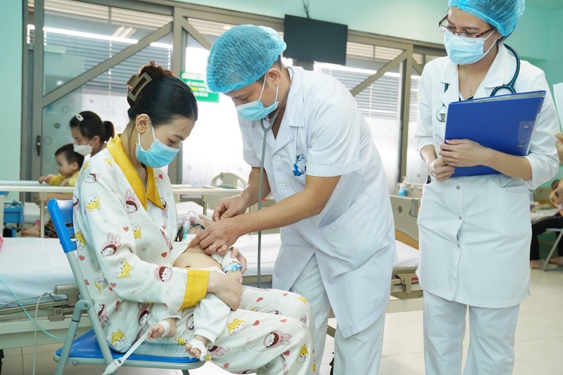 Để chủ động phòng bệnh, các bác sĩ khuyến cáo: Ngay từ khi mang thai, gia đình cần chăm sóc bà mẹ, đảm bảo trẻ sinh ra đủ tháng, đủ cân và khỏe mạnh. (Ảnh - BVCC) Để chủ động phòng bệnh, các bác sĩ khuyến cáo: Ngay từ khi mang thai, gia đình cần chăm sóc bà mẹ, đảm bảo trẻ sinh ra đủ tháng, đủ cân và khỏe mạnh. (Ảnh - BVCC)