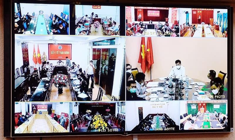 Các địa phương hợp trực tuyến với Bộ Y tế (Ảnh - Trần Minh)