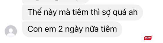Phụ huynh lo lắng sau khi 2 lô vaccine COVID-19 được gia hạn sử dụng (Ảnh - MT)