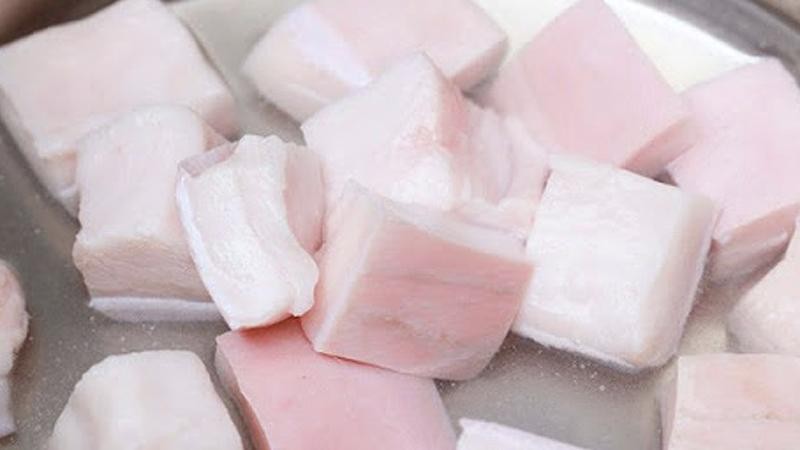 Mỡ động vật (Ảnh - TH) Mỡ động vật (Ảnh - TH)
