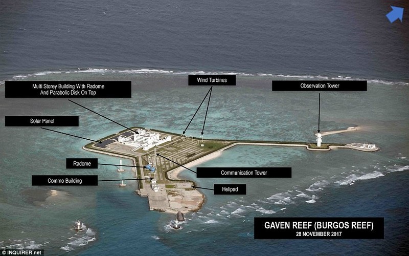 Vào tháng 12, Trung Quốc đã tuyên bố các công trình xây dựng trái phép trên các đảo ở quần đảo Trường Sa là bình thường sau khi một hãng nghiên cứu của Mỹ đưa ra các hình ảnh vệ tinh cho thấy Bắc kinh đang triển khai radar và các thiết bị quân sự tại đây.