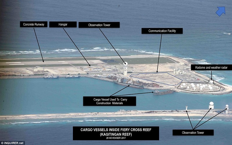 Đài quan sát, nhà chứa máy bay, đường băng bê tông, radar thời tiết trên đảo Đá Chữ Thập.