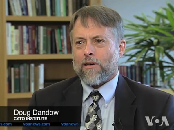 Ông Doug Bandow, cựu trợ lý đặc biệt của Tổng thống Hoa Kỳ Ronald Reagan.