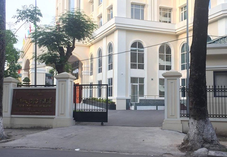 Tổng cục Thuế có tới 141 công chức giữ chức vụ lãnh đạo, quản lý dù chưa đủ tiêu chuẩn Tổng cục Thuế có tới 141 công chức giữ chức vụ lãnh đạo, quản lý dù chưa đủ tiêu chuẩn