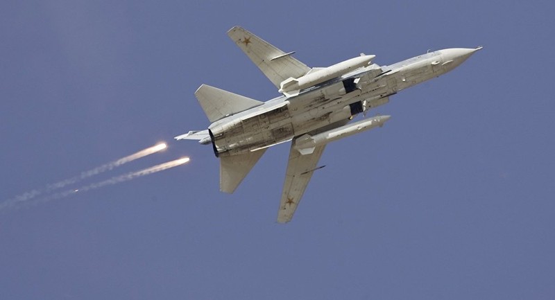 Su-24 do Nga sản xuất.