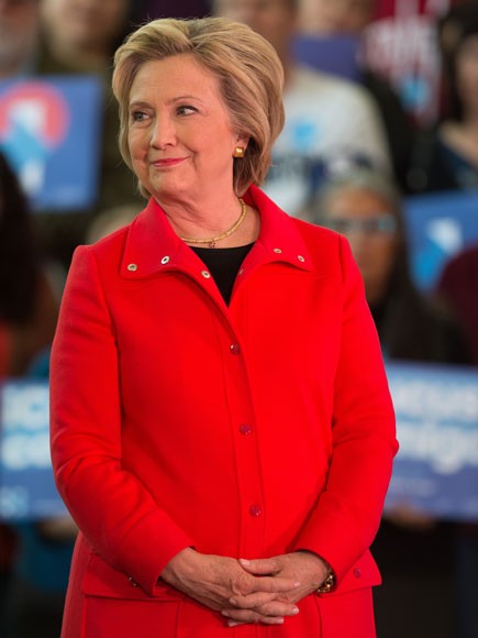 Bà Hillary Clinton
