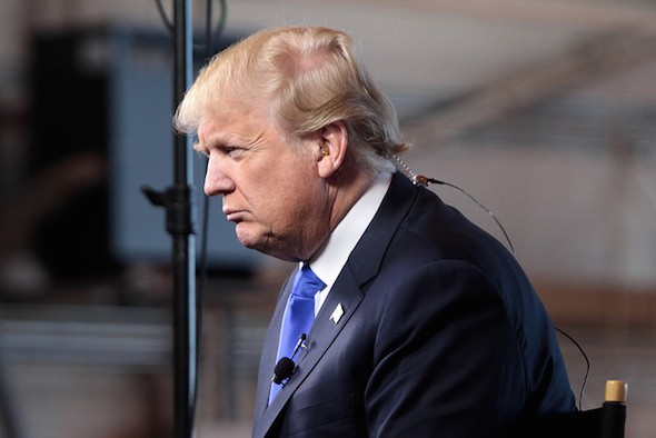Donald Trump: Không có chuyện Nga tấn công mạng để can thiệp bầu cử.