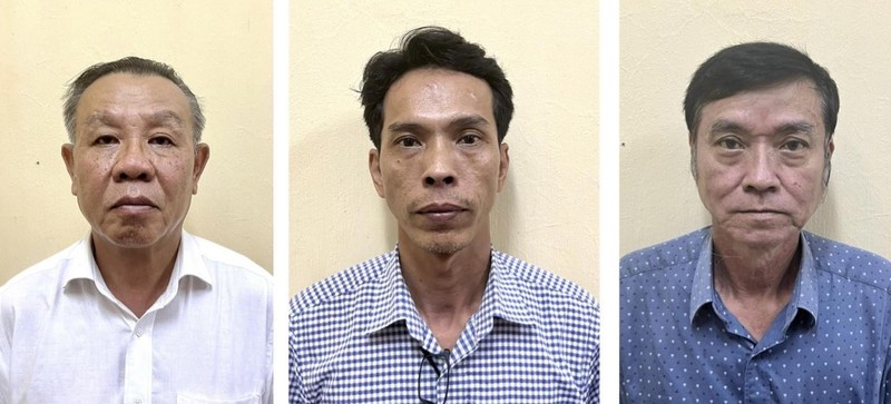 Các bị can Nguyễn Ngọc Thọ (trái), Huỳnh Lương Thiện (giữa) và Trương Văn Ri. Anh 2.jpeg