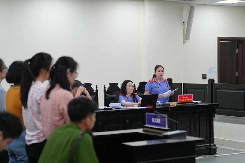 VKSND TP Hà Nội trong phiên tòa. Anh 1.jpg