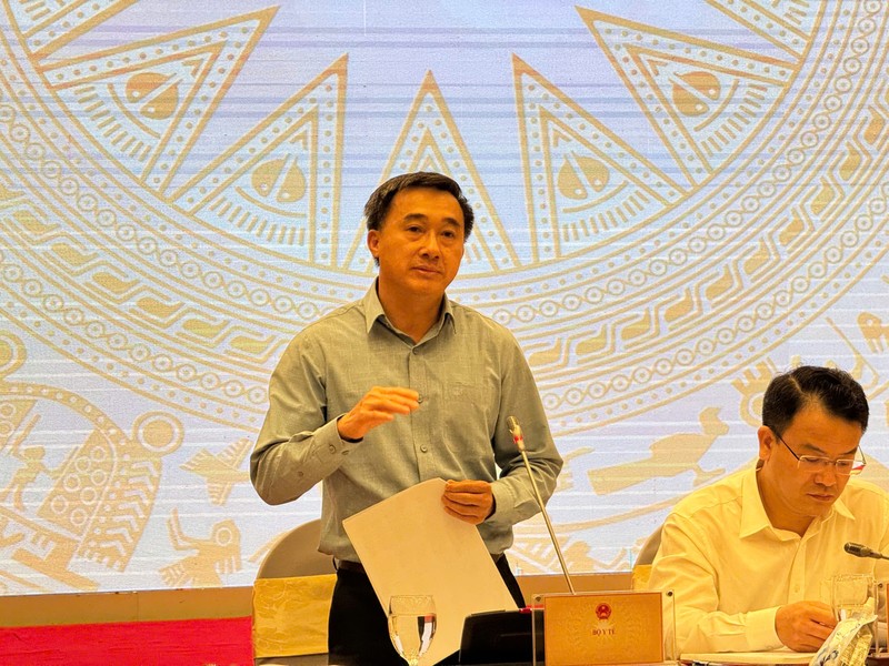 Thứ trưởng Bộ Y tế Trần Văn Thuấn. Anh 1.jpeg