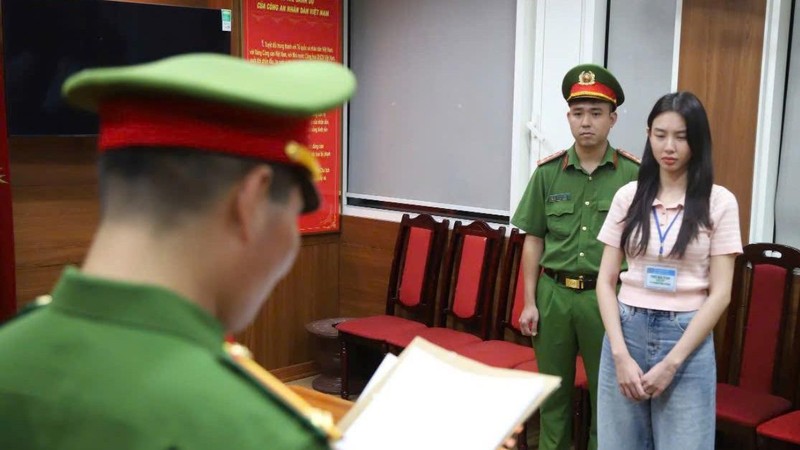 Hoa hậu Nguyễn Thúc Thùy Tiên bị khởi tố, bắt tạm giam. Ảnh: Bộ Công an. Anh 2.jpg
