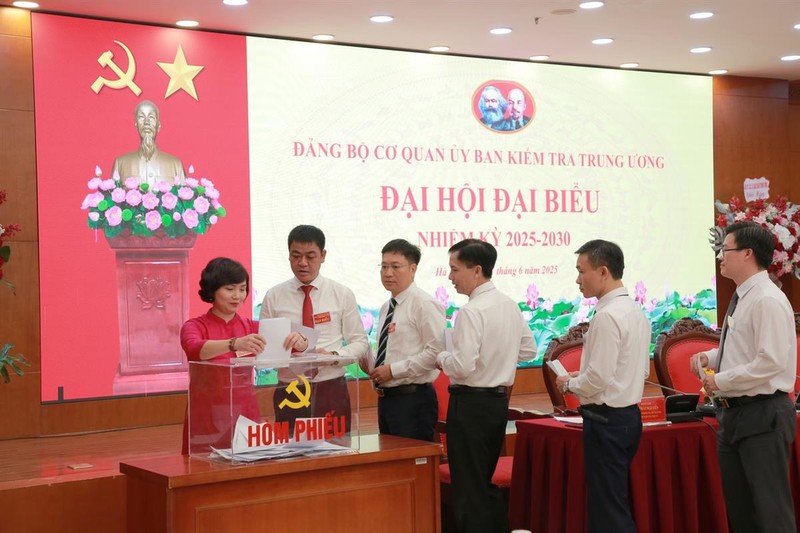 Đại hội bầu Ban Chấp hành Đảng bộ Cơ quan khóa mới. Ảnh: Cổng thông tin điện tử Đảng cộng sản Việt Nam. Anh 1.png