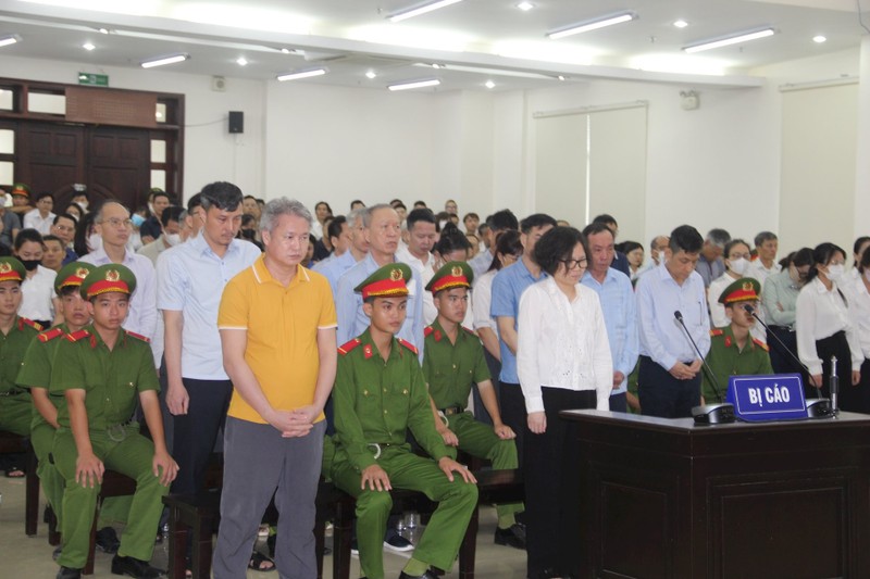 Các bị cáo tại phiên tòa. Ảnh: M.H. Anh 1.jpeg