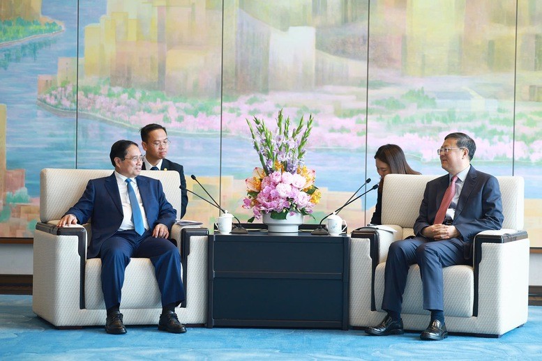 Bí thư Thành ủy Thượng Hải Trần Cát Ninh khẳng định sẵn sàng phối hợp với các bộ, ngành, địa phương Việt Nam. Ảnh: VGP. Anh 1.jpg