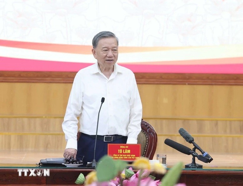 Tổng bí thư Tô Lâm phát biểu chỉ đạo tại buổi đến thăm, kiểm tra hoạt động của chính quyền địa phương hai cấp tại phường Tây Hồ, TP Hà Nội. Ảnh: TTXVN. Anh 1.jpg