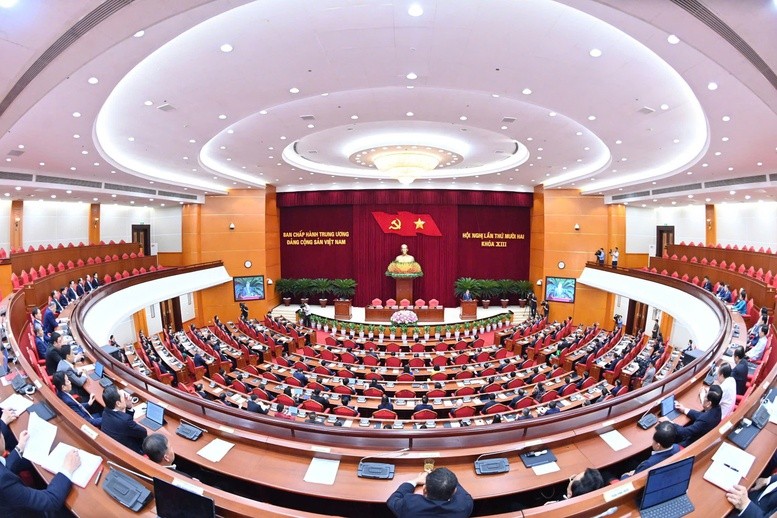 Toàn cảnh Hội nghị Trung ương 12. Ảnh: VGP. Anh 1.jpg