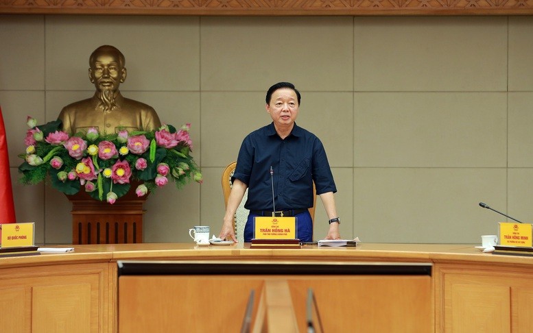 Phó thủ tướng Trần Hồng Hà chủ trì cuộc họp nghe báo cáo, cho ý kiến về sửa đổi Luật Xây dựng. Ảnh: VGP. Anh 1.jpg
