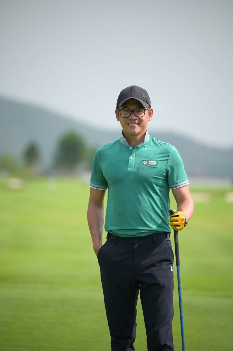 Diễn viên Hải Anh tham gia giải golf Truyền thông số cúp VietTimes. Anh 1.jpeg