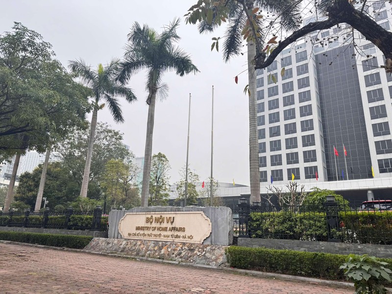 Bộ Nội vụ yêu cầu rà soát nhân lực cấp xã, chuẩn bị báo cáo Bộ Chính trị trong tháng 9. Ảnh: Quỳnh An. Anh 1.jpg