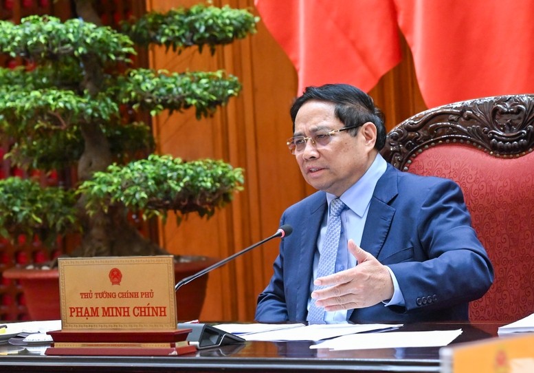 Thủ tướng yêu cầu Ban Quản lý dự án Đường sắt Lào Cai - Hà Nội - Hải Phòng tiếp tục thúc đẩy triển khai dự án càng sớm càng tốt. Ảnh: VGP. Anh 1.jpg
