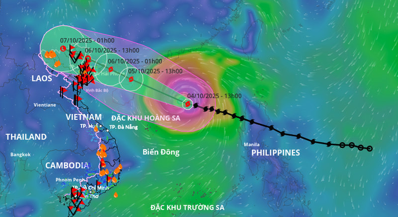 Hướng di chuyển của bão Matmo. Ảnh: Hệ thống giám sát thiên tai Việt Nam. Ảnh chụp Màn hình 2025-10-04 lúc 16.06.32.png