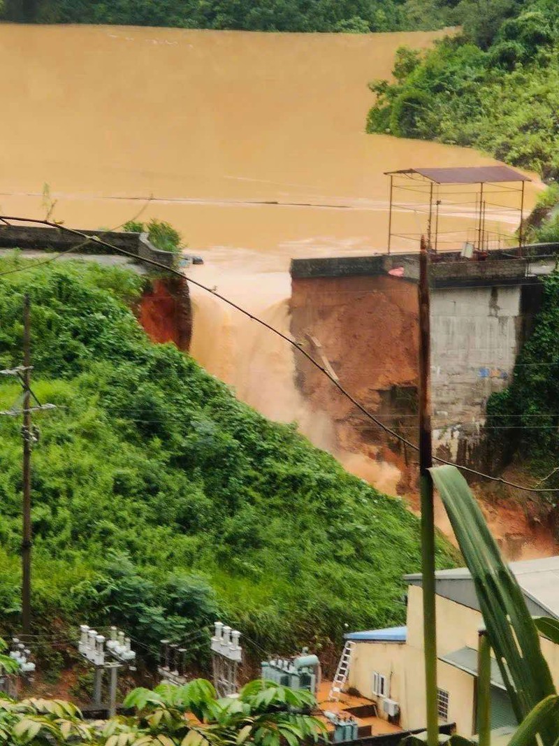 Vỡ đập thủy điện Bắc Khê 1, Lạng Sơn. Ảnh: Đ.T. Anh 1.jpg