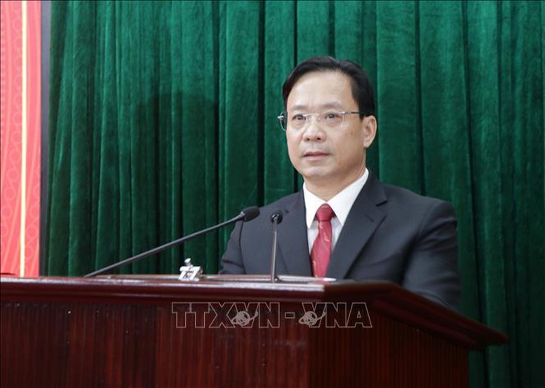 Ông Hoàng Văn Nghiệm phát biểu sau khi nhận nhiệm vụ. Ảnh: TTXVN. Anh 1.jpg