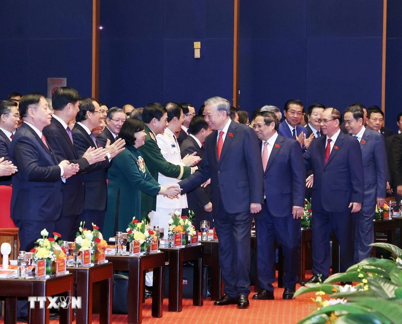 Tổng bí thư Tô Lâm cùng các đồng chí lãnh đạo, nguyên lãnh đạo Đảng, Nhà nước cùng các đại biểu đến dự Đại hội. Ảnh: TTXVN. Anh 1.jpg