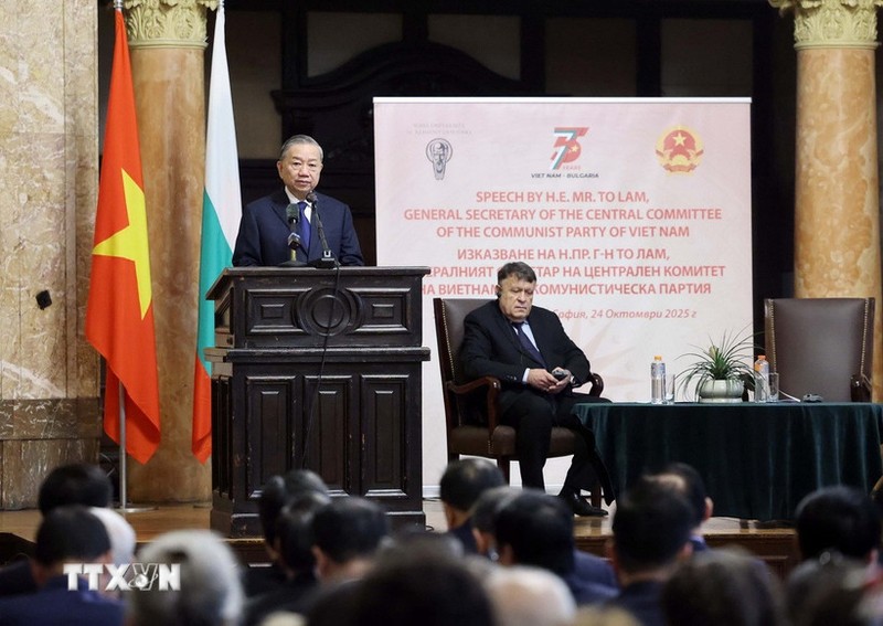 Tổng Bí thư Tô Lâm phát biểu tại Đại học Sofia. Ảnh: Thống Nhất/TTXVN. Anh 1.jpg