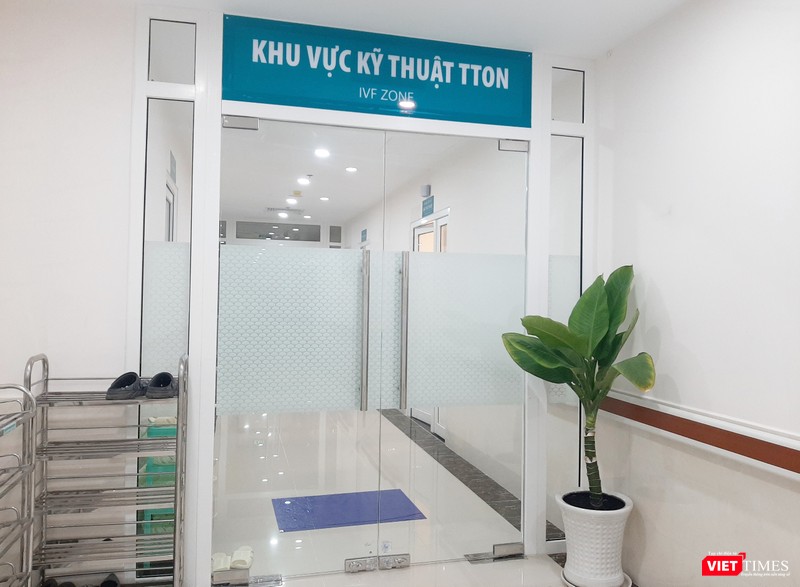 Khu vực kỹ thuật TTon thực hiện thụ tinh trong ống nghiệm tại Bệnh viện Hùng Vương Khu vực kỹ thuật TTon thực hiện thụ tinh trong ống nghiệm tại Bệnh viện Hùng Vương
