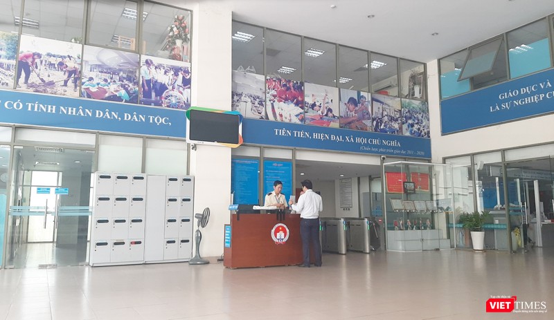 Phóng viên đã bị bảo vệ chặn khi gặp những người có trách nhiệm của Sở GD&ĐT TP.HCM