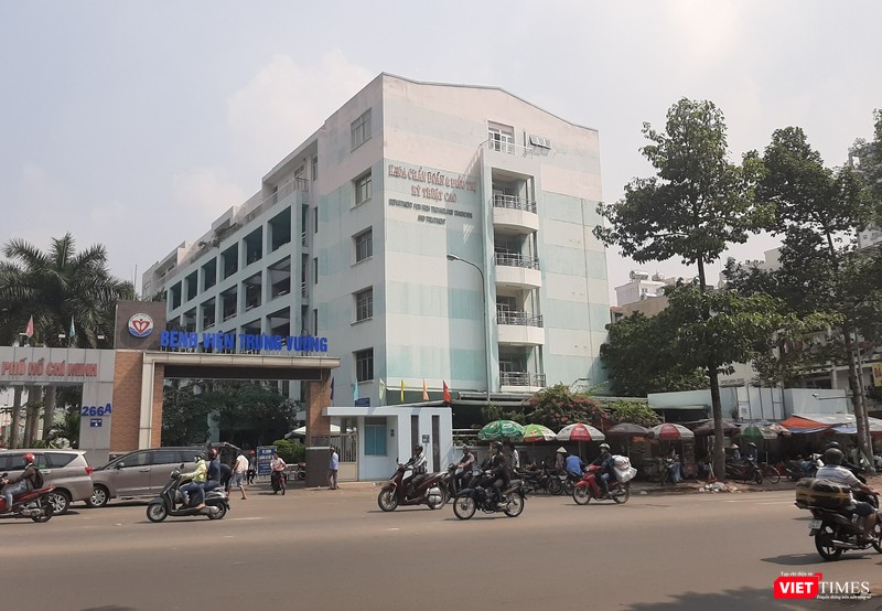 Bệnh viện Trưng Vương phẫu thuật thành công cho bệnh nhân mắc bệnh vẹo cột sống do hội chứng Marfan