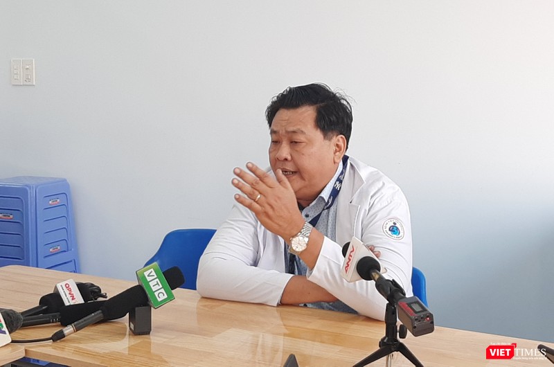 Bác sĩ Đinh Tấn Phương - Trưởng khoa Cấp cứu (BV Nhi đồng 1 TP.HCM) chia sẻ về vấn đề an toàn thực phẩm trong dịp Tết. Bác sĩ Đinh Tấn Phương - Trưởng khoa Cấp cứu (BV Nhi đồng 1 TP.HCM) chia sẻ về vấn đề an toàn thực phẩm trong dịp Tết.