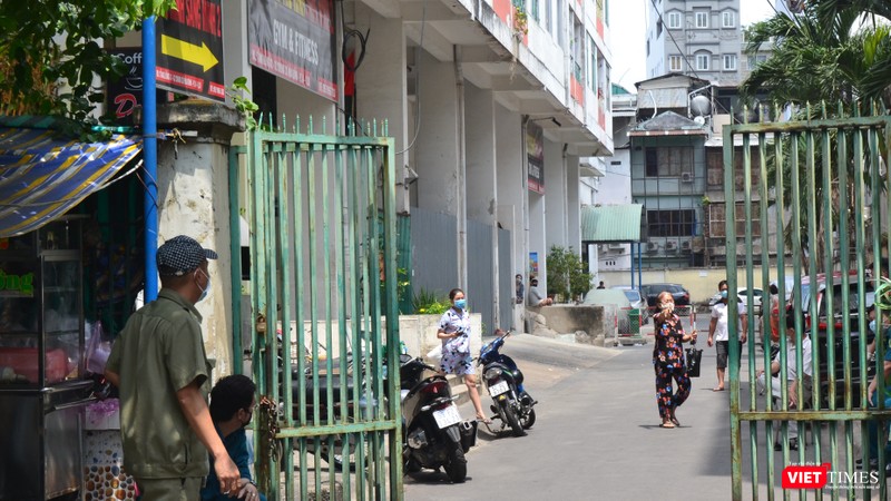 Việt Nam tiếp tục có 4 ca nhiễm COVID-19, trong đó có 1 công dân trên chuyến bay QR970 ảnh 2 20 trường hợp tiếp xúc gần bệnh nhân số 48 ở chung cư Hòa Bình âm tính với COVID-19