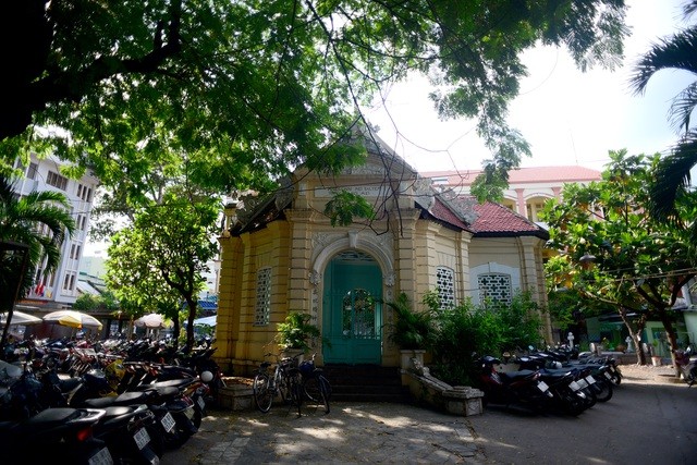 Lăng mộ của nhà bác học Trương Vĩnh Ký. Ảnh: Dân trí