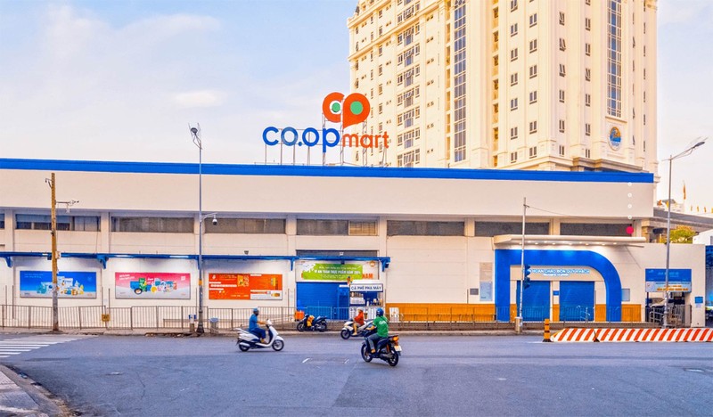 Saigon Co.op bị cấm tham gia đấu thầu các gói thầu cung cấp lương thực, thực phẩm tại các trại giam, cơ sở giáo dục bắt buộc, trường giáo dưỡng thuộc Cục C10 trong 3 năm. Ảnh: Saigon Co.op 7-7 SGC.jpg anh-sg-co-75681.jpg
