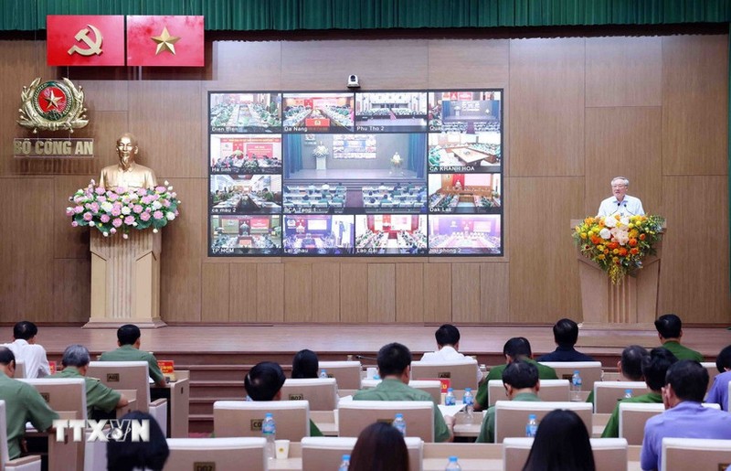 Quang cảnh hội nghị. (Ảnh: Phạm Kiên/TTXVN) 9-7 dac xa1.jpg bo-cong-an-tong-ket-cong-tac-dac-xa-1.jpg