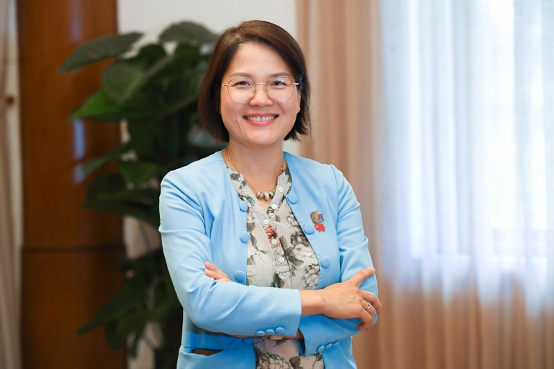 Tiến sĩ Quy Võ-Reinhard. 1-8 VNN1.jpg