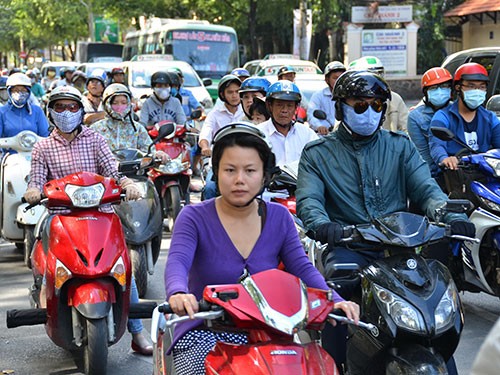 Đại biểu Quốc hội đề nghị bỏ phí bảo trì đường bộ