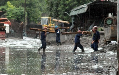 Nhiều vựa than tan hoang sau mưa lũ ở Quảng Ninh ảnh 13