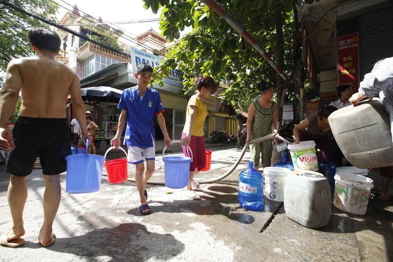 Sau sự cố vỡ đường ống, dân thủ đô khốn đốn vì mất nước kéo dài ảnh 10